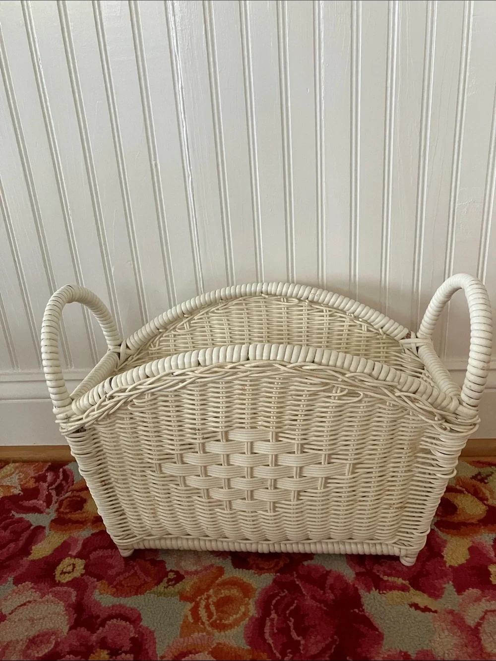 Boho Style White Wicker Magazine/Storage Rack, Weatherproof - Picture 10 of 11